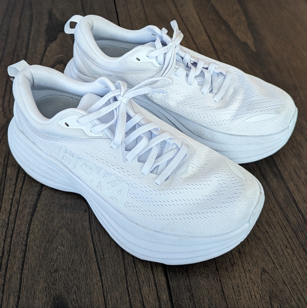 Hoka women's bondi 8 all white size 8